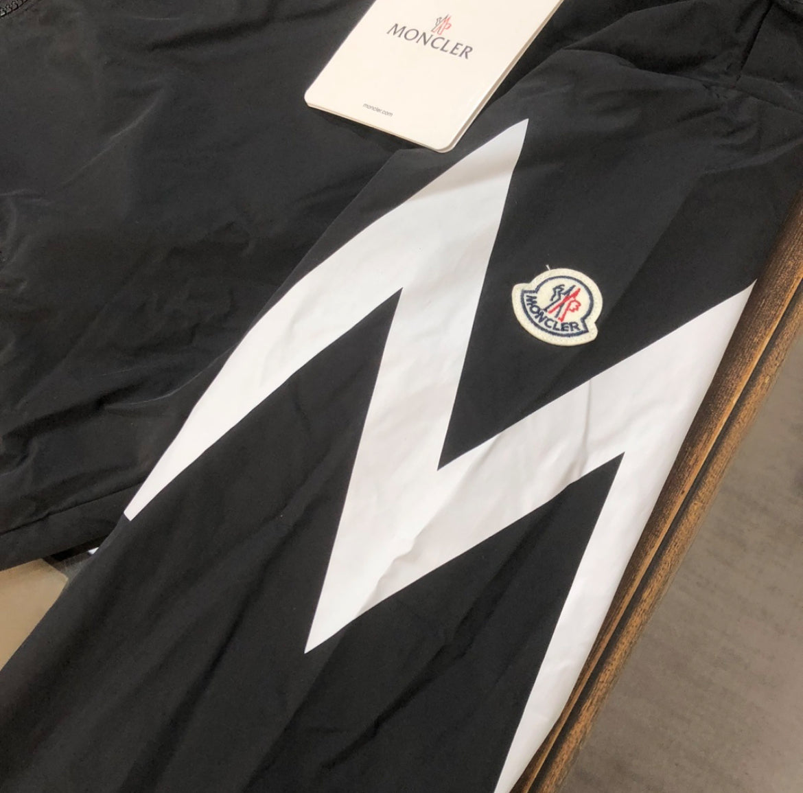 Moncler windbreaker jacka