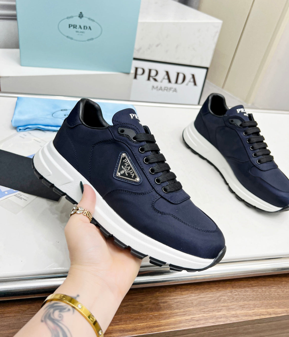 Prada skor