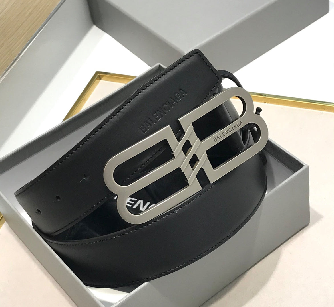 Balenciaga bälte