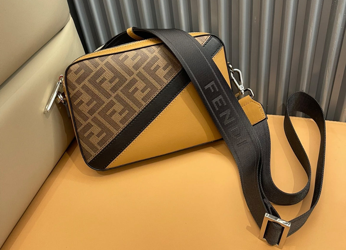 Fendi väska