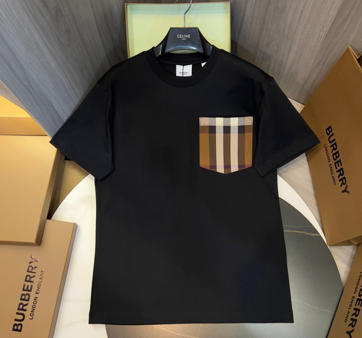 Burberry Tshirt