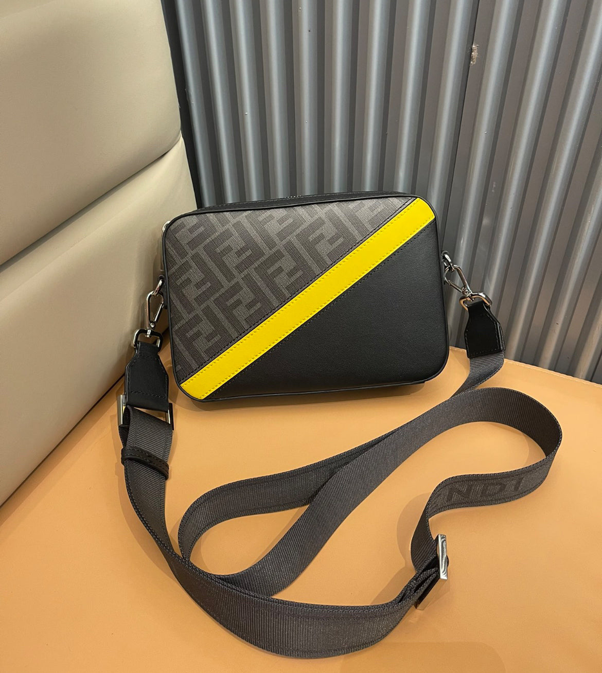 Fendi väska