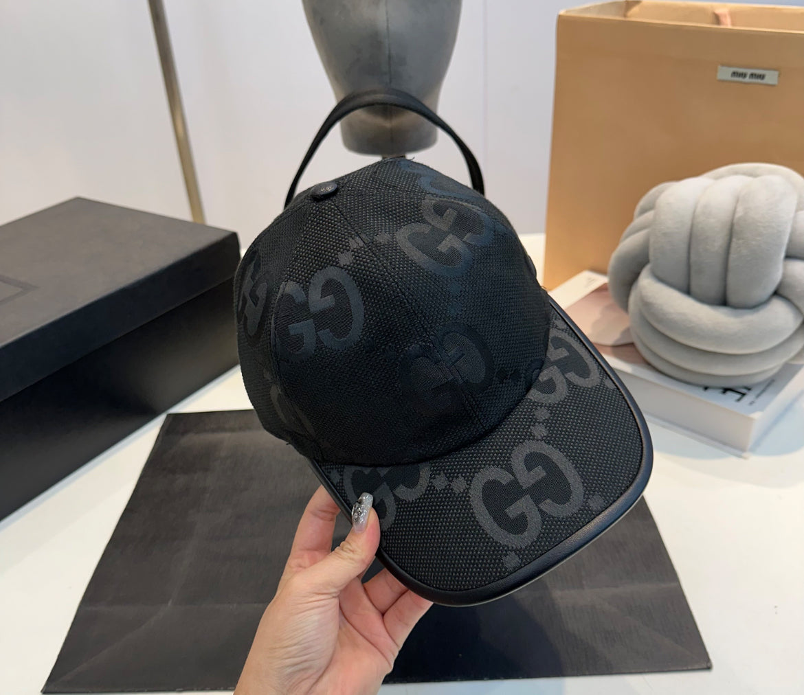 Gucci jumbo svart keps