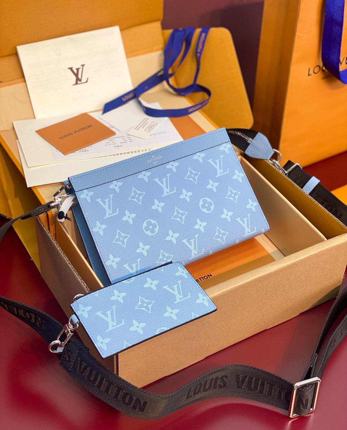 Louis Vuitton väska