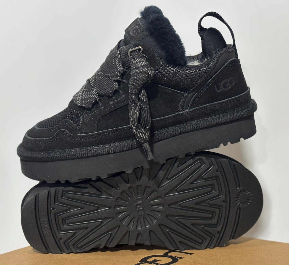 UGG lowmel shoes