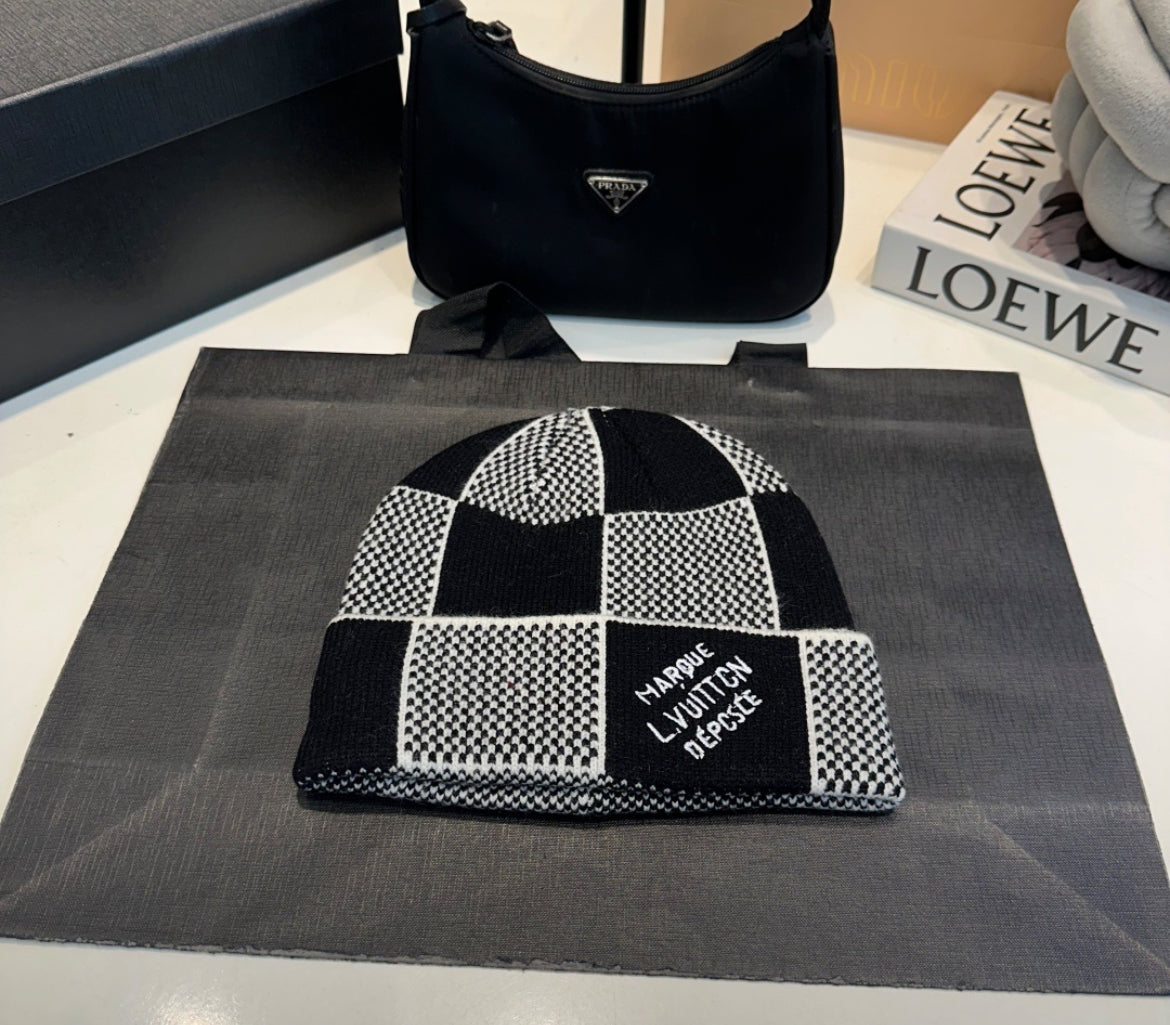 Louis Vuitton mössa