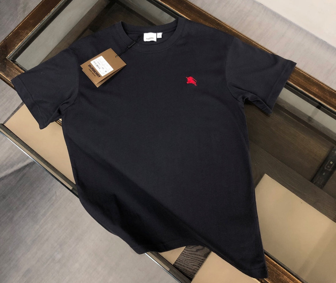 Burberry tshirt
