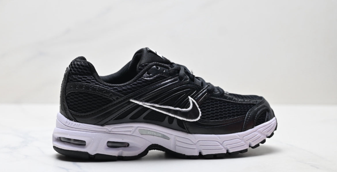 Nike skor svart vita