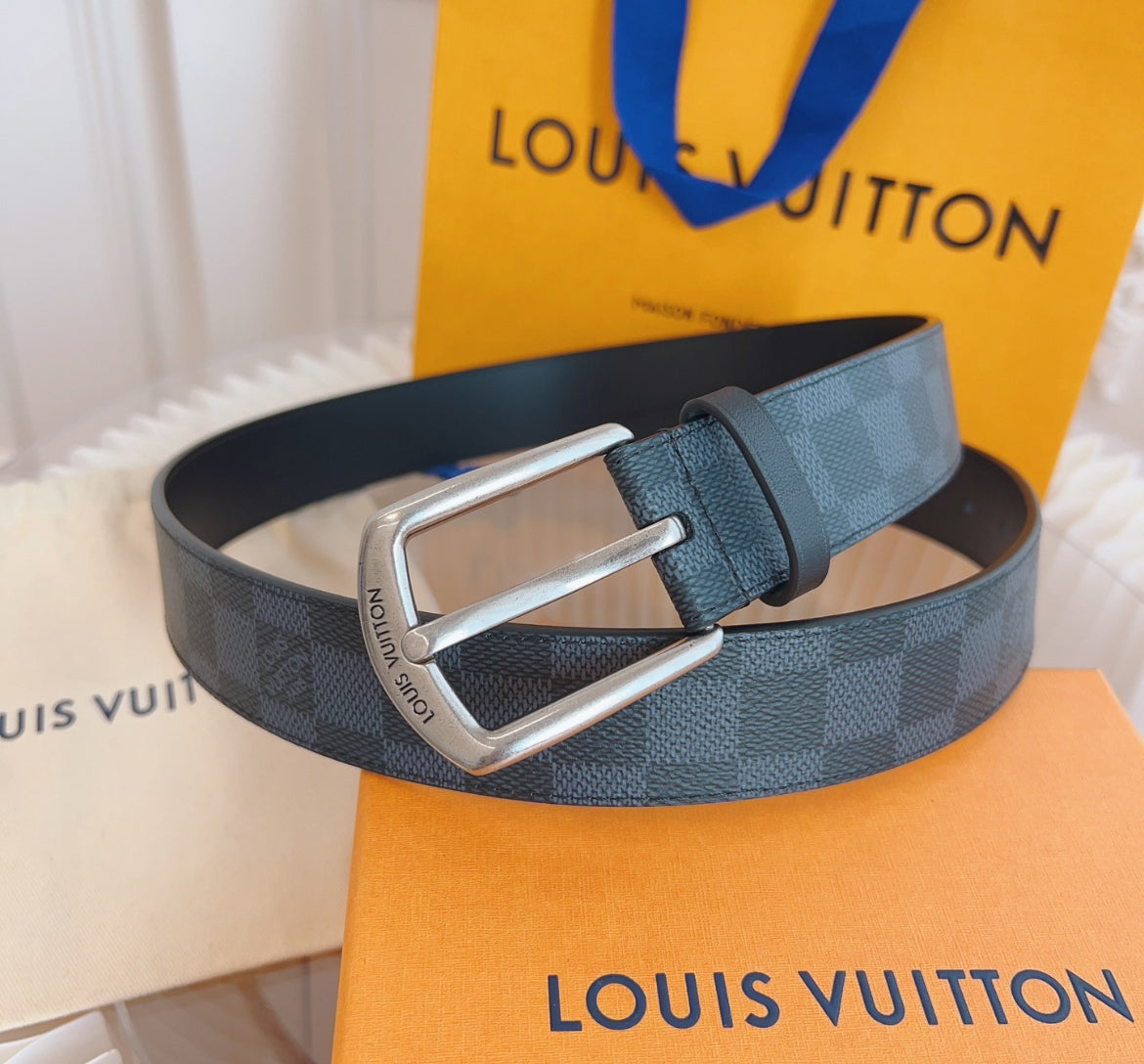 Louis Vuitton bälte
