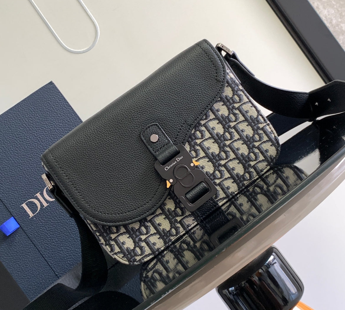 Dior väska