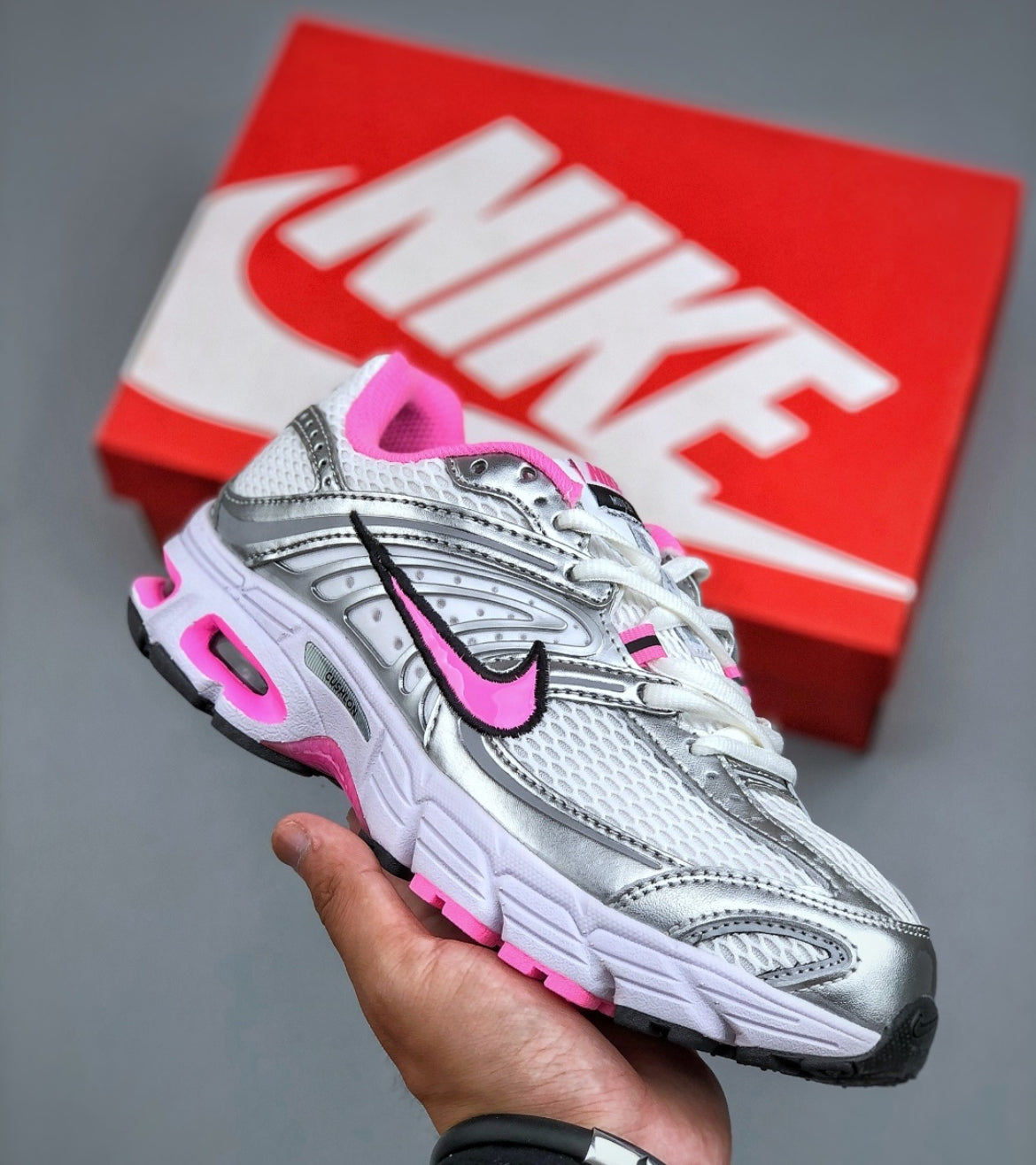 Nike moto 2k shoes