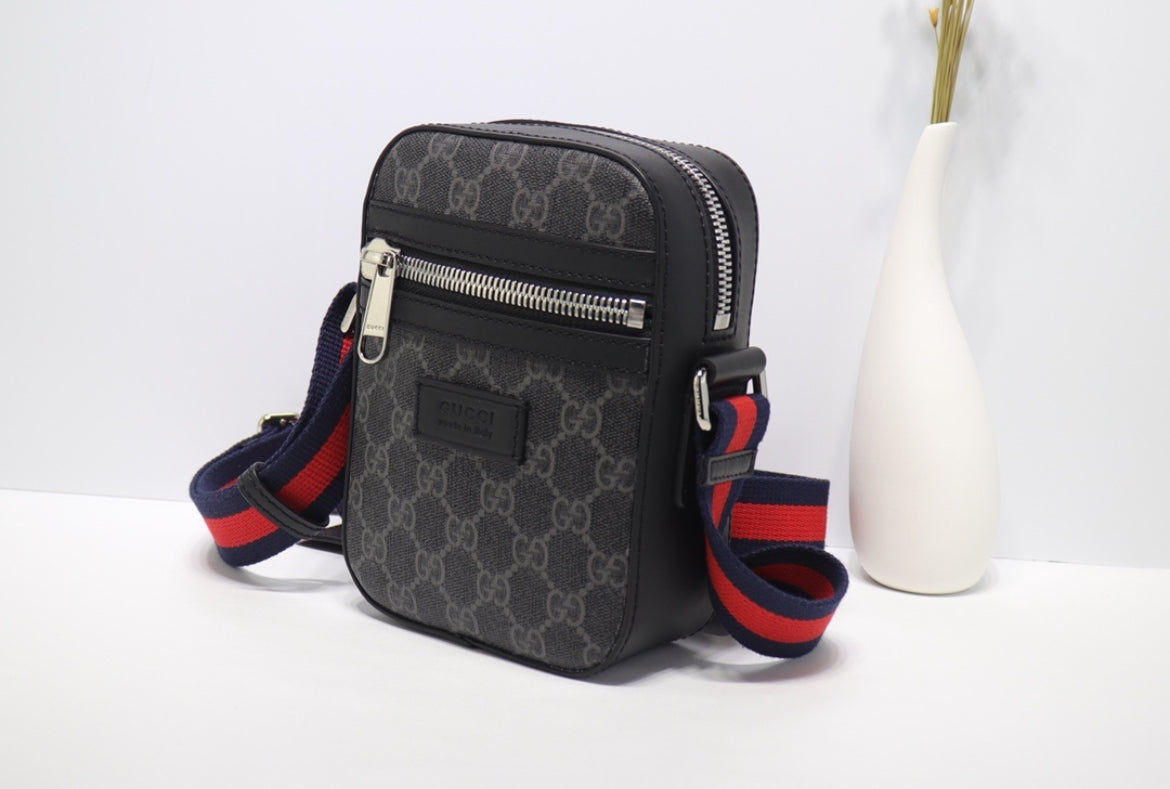Gucci väska