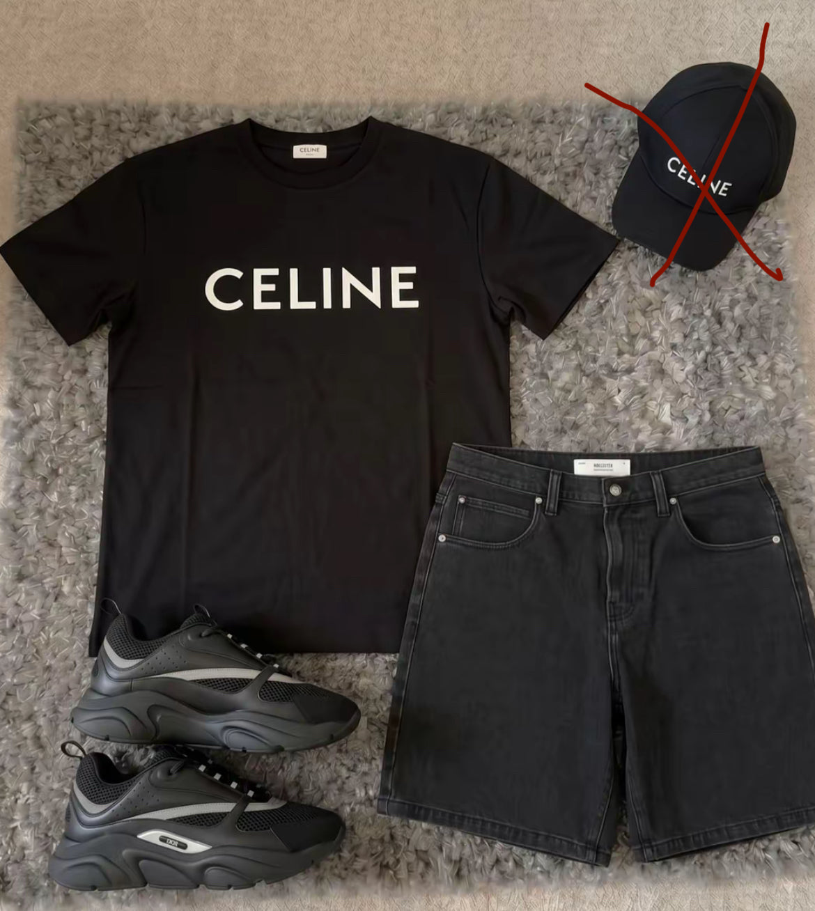 Celine tshirt dior b22 skor och vanliga svarta shorts