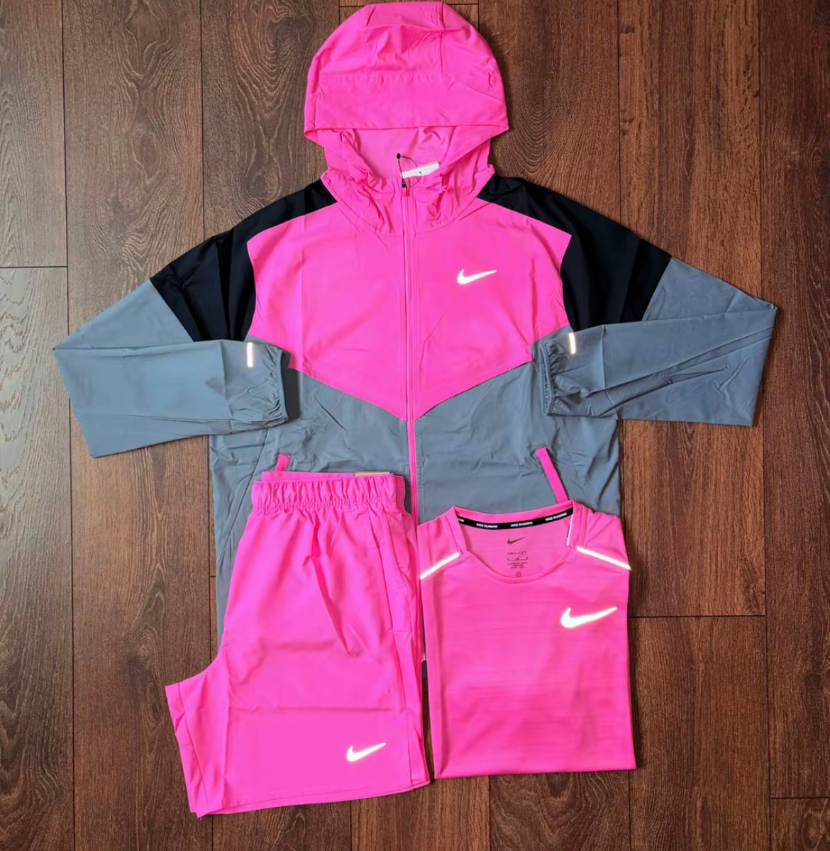 Nike Miller tshirt short och jacka
