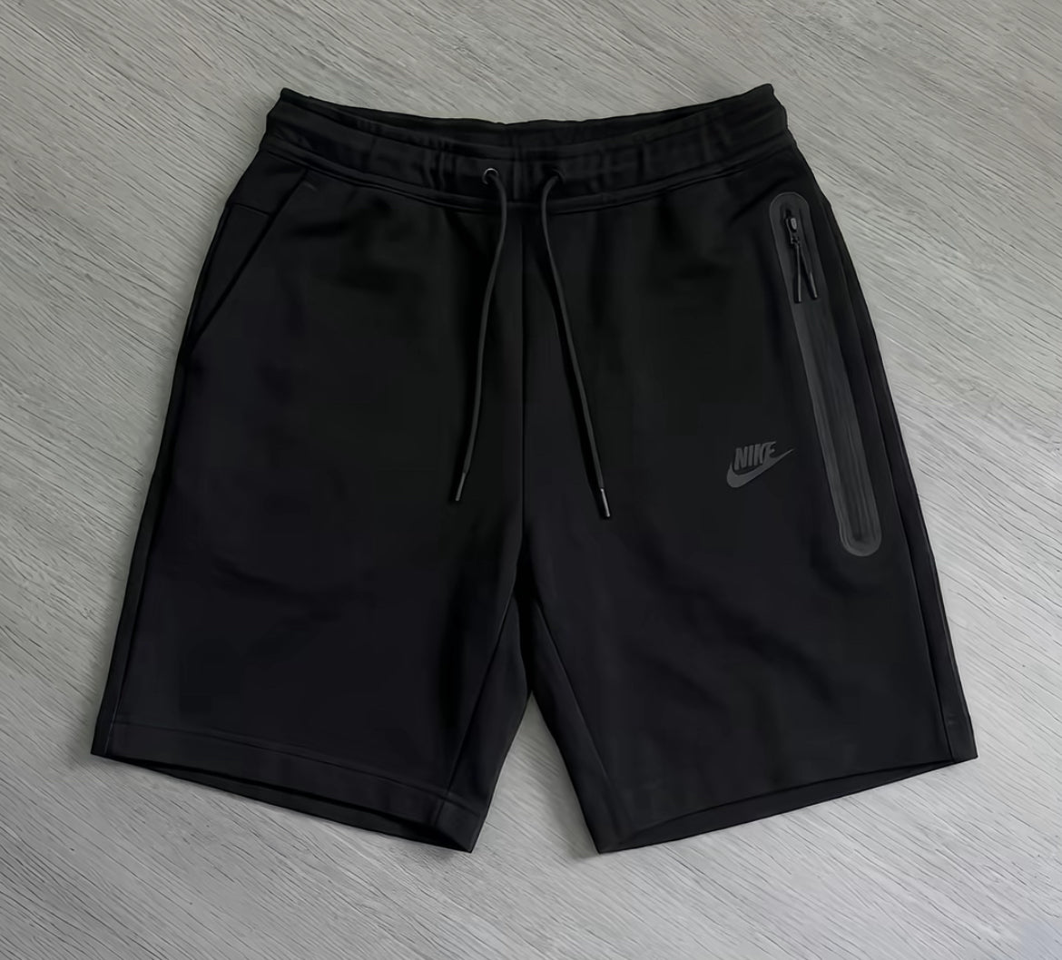 Nike tech shorts svarta