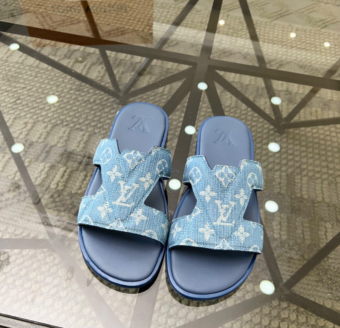 Louis Vuitton sandaler