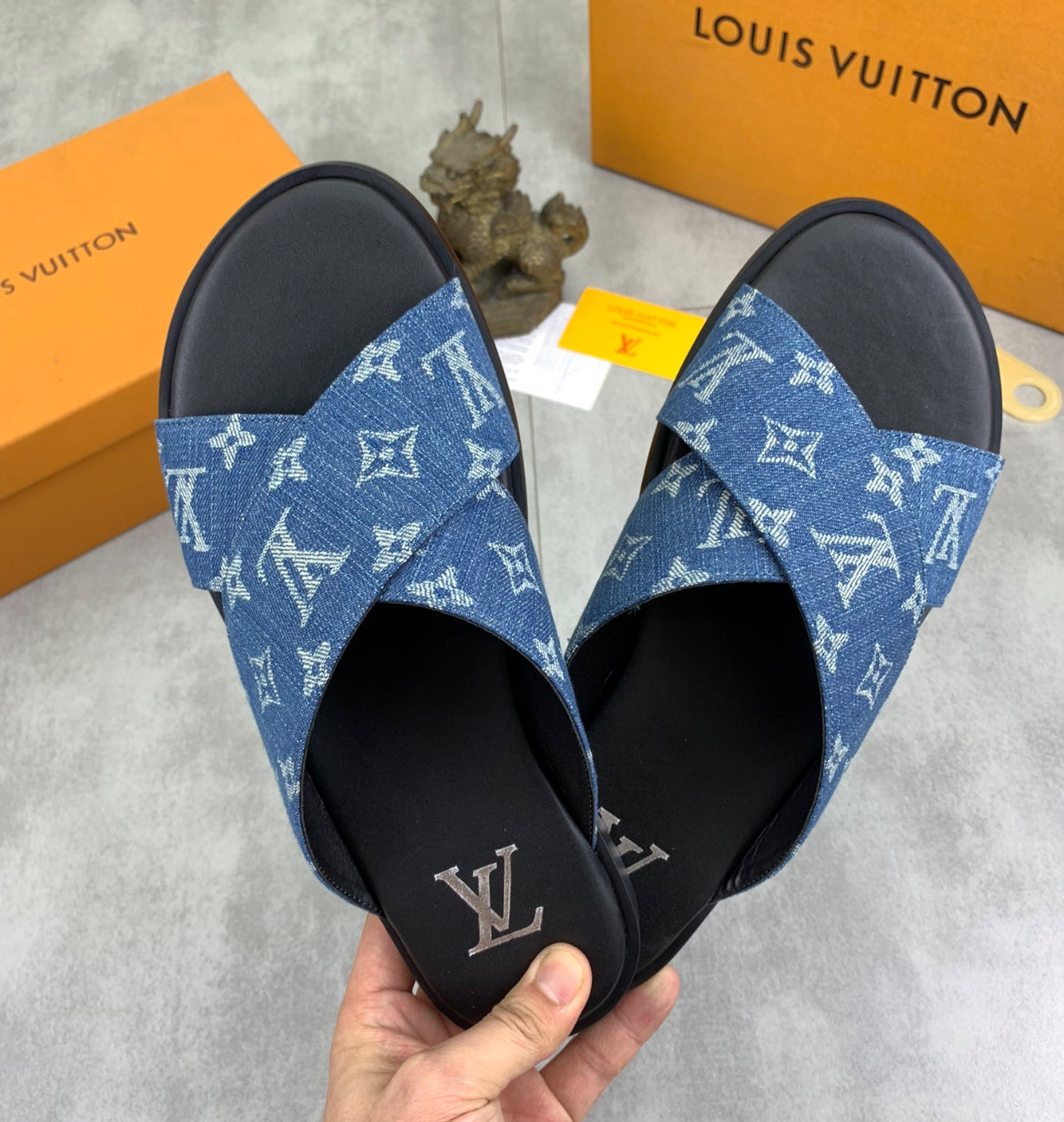 Louis Vuitton sandaler