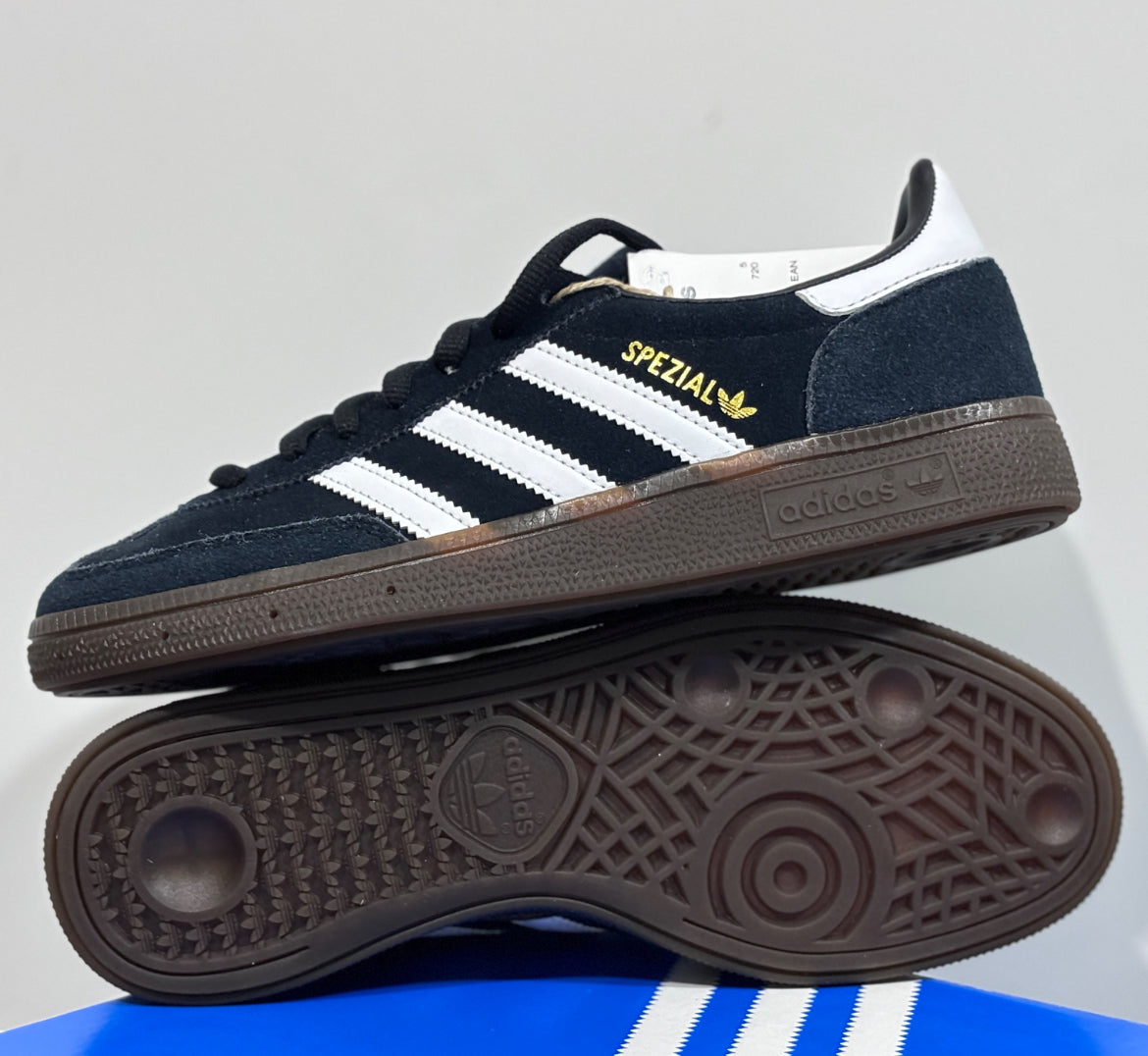 Adidas spezial shoes